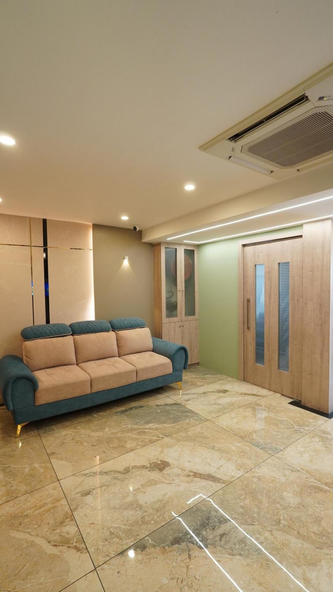 Hotel Hive Inn - Кожикоде Экстерьер фото